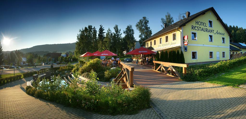 Hotel Admiral Липно-над-Влтавой Экстерьер фото